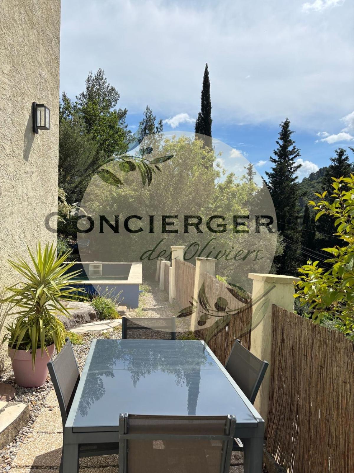 Villa Avec Piscine Belgentier Екстериор снимка